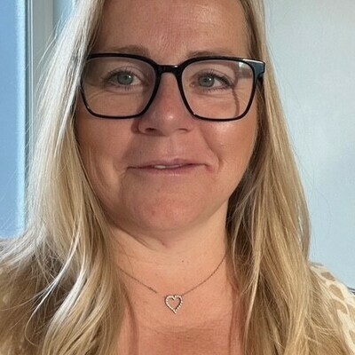 Photo of Andrea Marsh